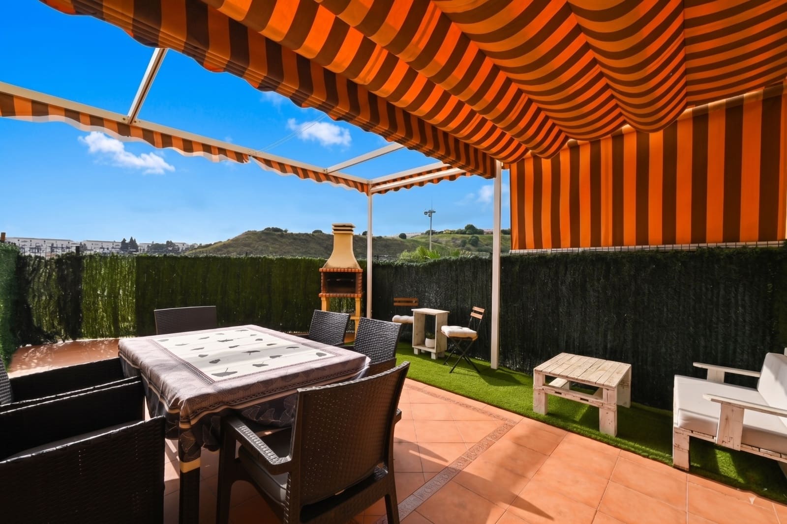 3 sovrum Lägenhet till salu i Riviera del Sol med pool garage - 425 000 € (Ref: 9815377)