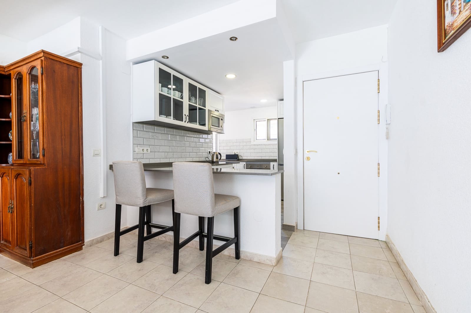 2 bedroom Apartment for sale in Fuengirola with pool - € 535,000 (Ref: 9816795)