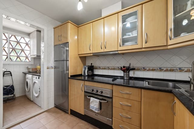 3 chambre Appartement à vendre à Calahonda, Mijas avec piscine garage - 399 000 € (Ref: 9819749)
