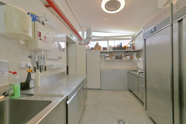 Restaurante/Bar para venda em Calahonda, Mijas - 575 000 € (Ref: 9835046)