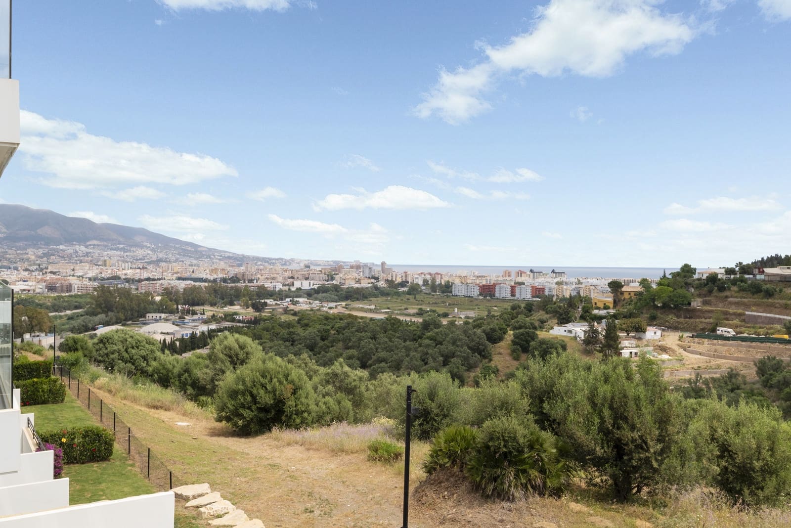 Apartamento de 3 habitaciones en Mijas Costa en venta con piscina garaje - 389.000 € (Ref: 9835047)