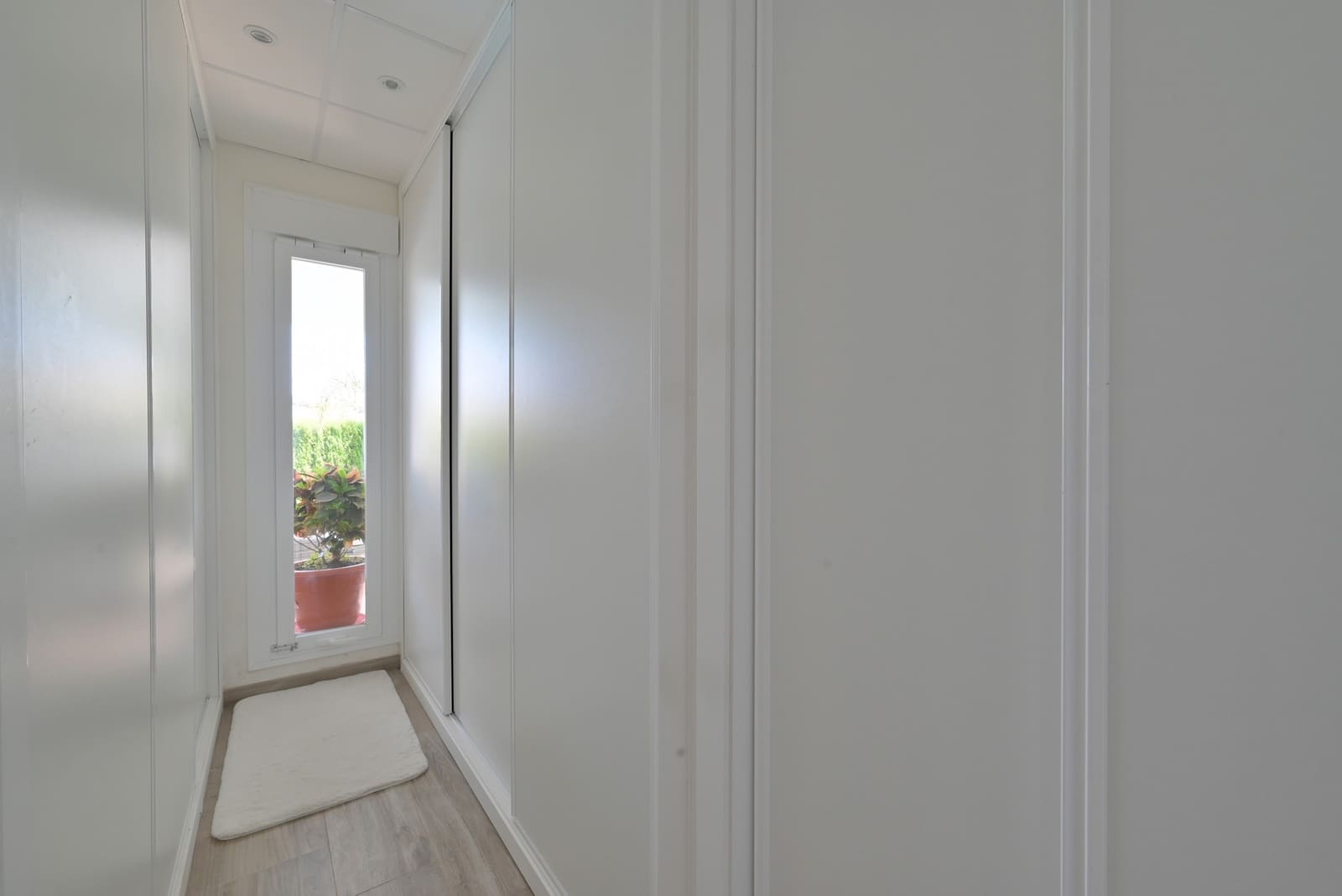 3 bedroom Semi-detached Villa for sale in Riviera del Sol with pool garage - € 1,050,000 (Ref: 9835048)