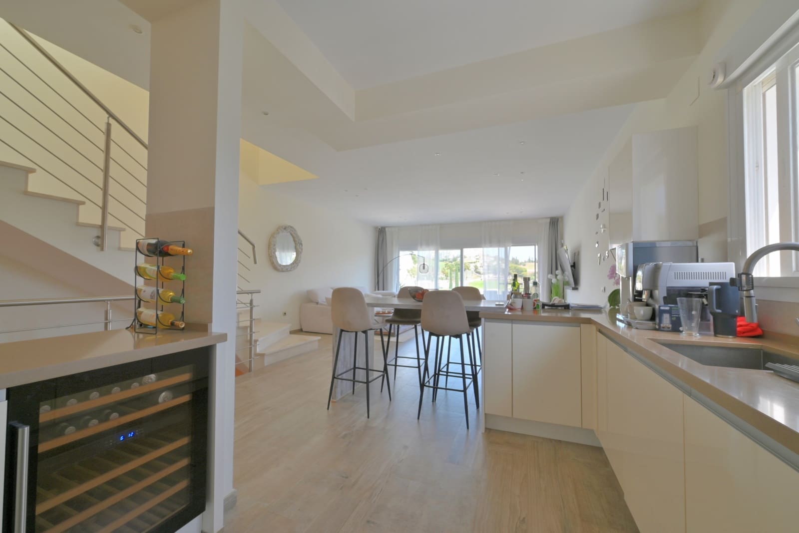 3 bedroom Semi-detached Villa for sale in Riviera del Sol with pool garage - € 1,050,000 (Ref: 9835048)