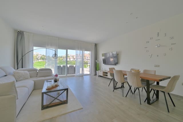 3 soverom Kjedet enebolig til salgs i Riviera del Sol, Mijas med svømmebasseng garasje - € 1 050 000 (Ref: 9835048)