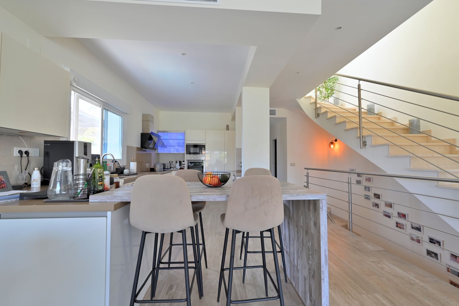 3 slaapkamer Halfvrijstaande villa te koop in Riviera del Sol met zwembad garage - € 950.000 (Ref: 9835048)