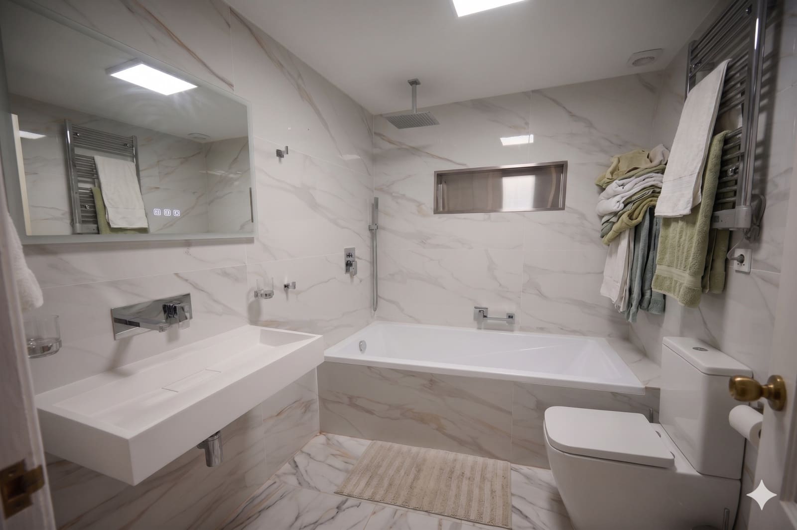 3 sovrum Lägenhet till salu i Torrequebrada - 495 000 € (Ref: 9838798)