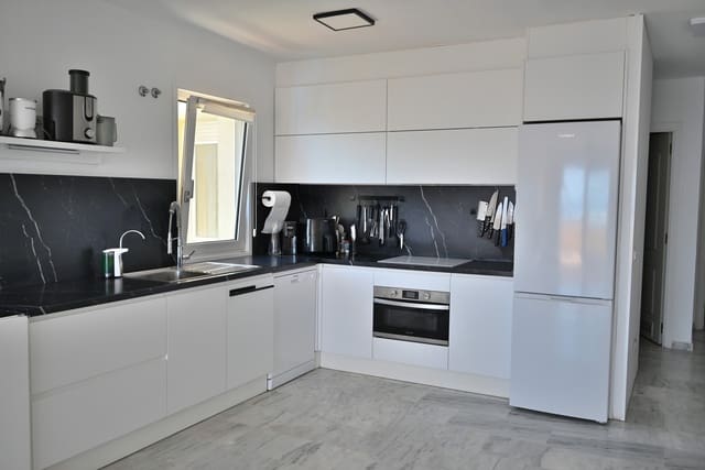 3 sovrum Lägenhet till salu i Torrequebrada, Benalmádena - 495 000 € (Ref: 9838798)