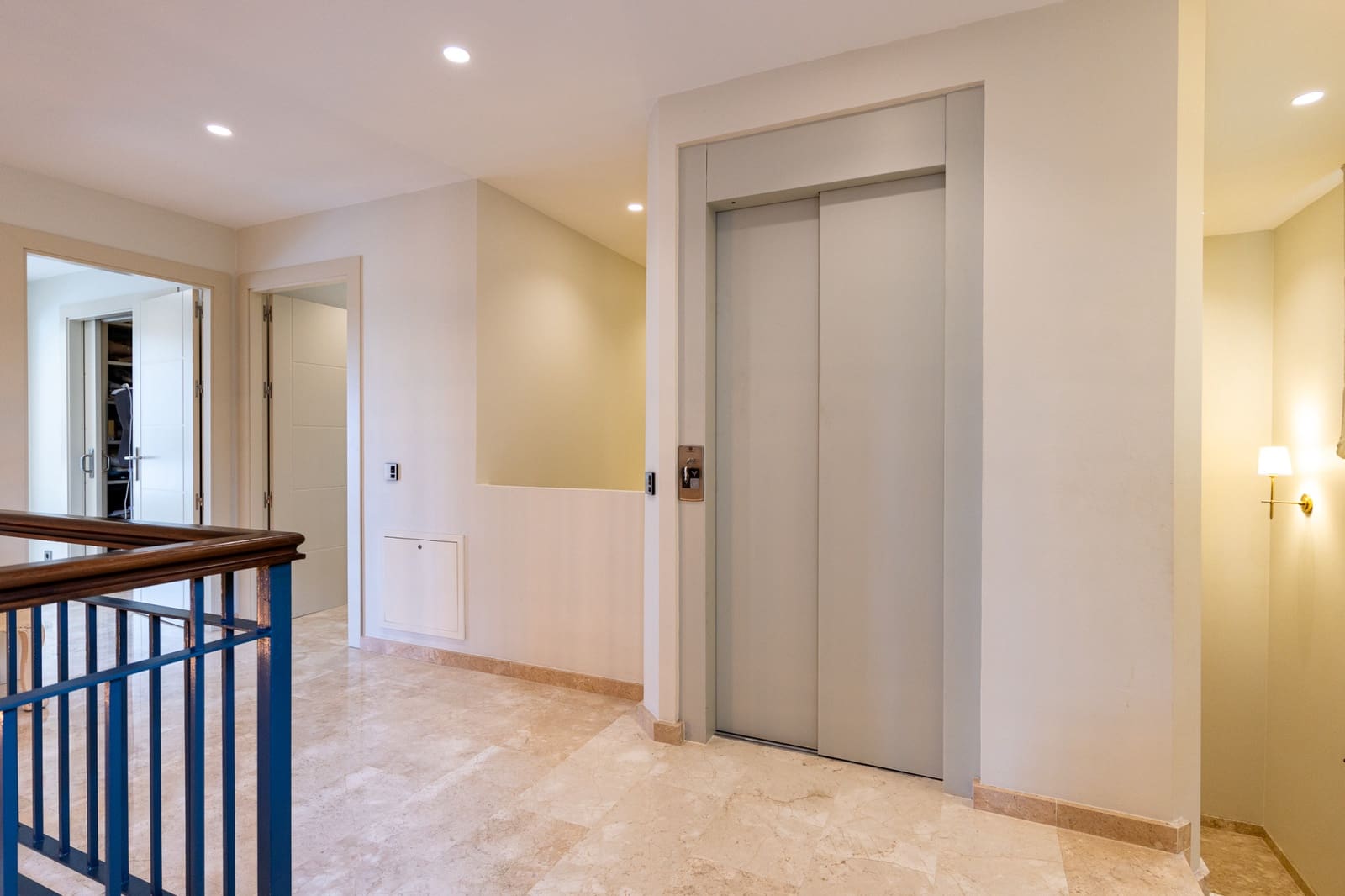 5 chambre Villa/Maison à vendre à Marbella avec piscine garage - 2 995 000 € (Ref: 9848895)