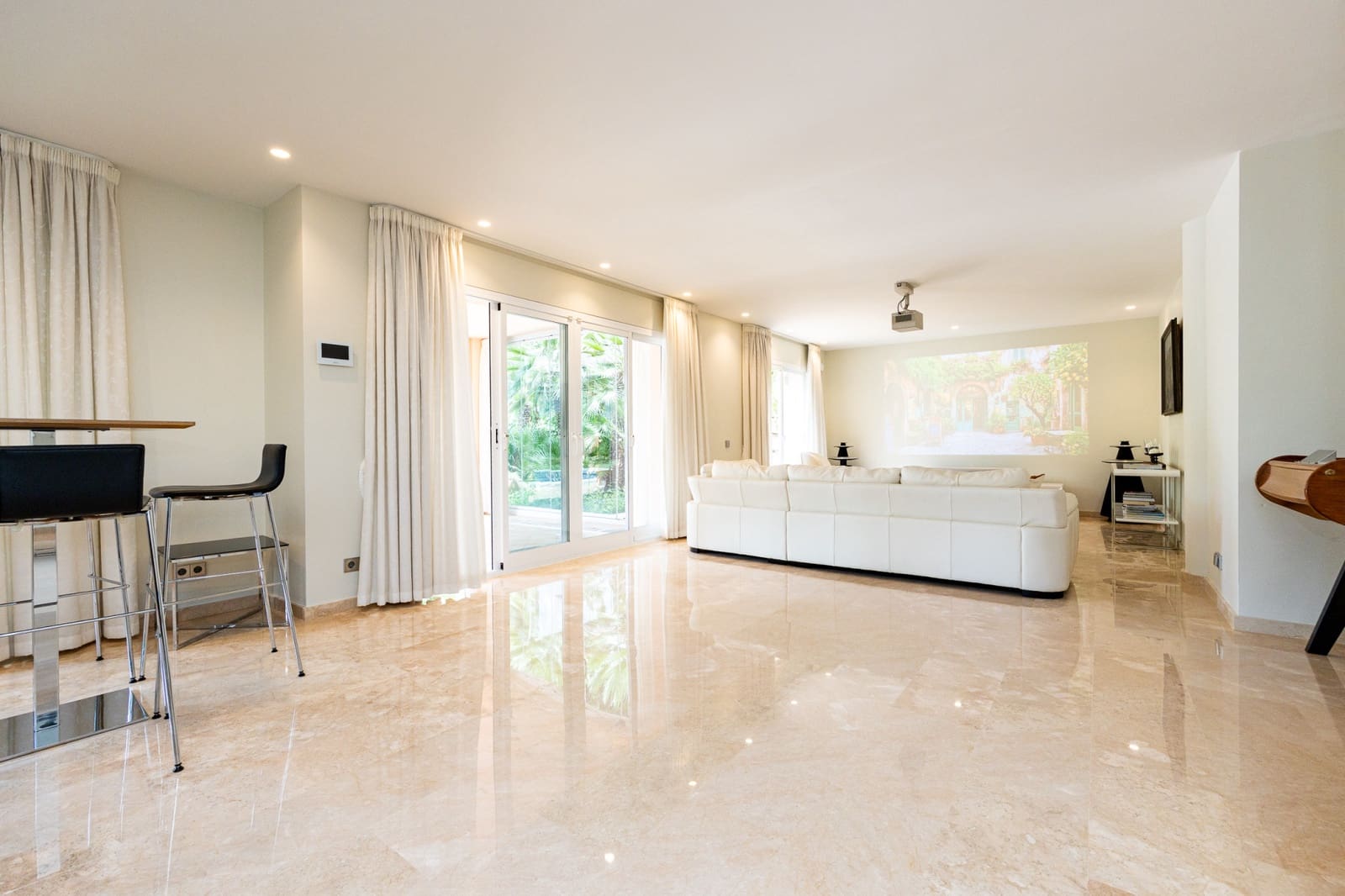 5 chambre Villa/Maison à vendre à Marbella avec piscine garage - 2 995 000 € (Ref: 9848895)