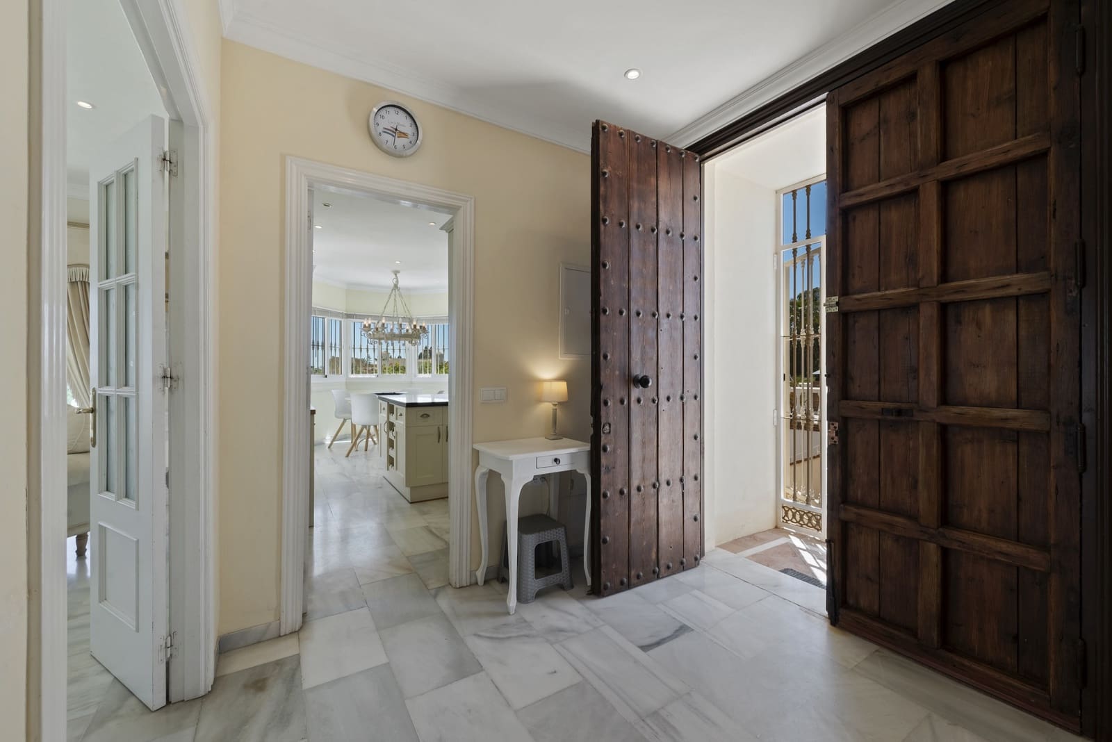 3 bedroom Villa for sale in Mijas Costa with pool garage - € 785,000 (Ref: 9848896)
