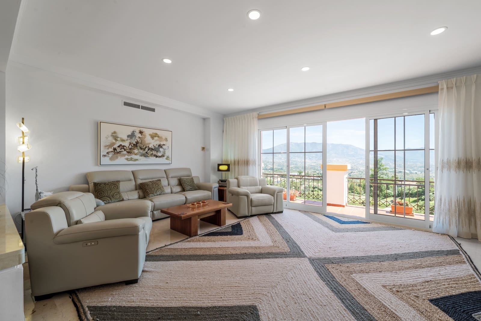 5 camera da letto Villa in vendita in Mijas Costa con piscina garage - 1.450.000 € (Rif: 9858975)