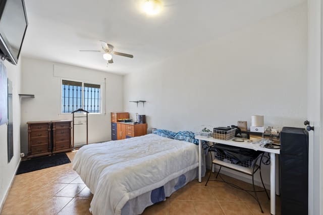 5 makuuhuone Omakotitalo myytävänä paikassa Mijas mukana uima-altaan 
autotalli - 530 250 € (Ref: 9858976)