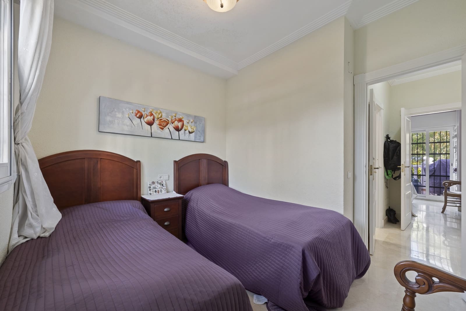4 sypialnia Dom na sprzedaż w Calahonda z basenem garażem - 525 000 € (Ref: 9858978)