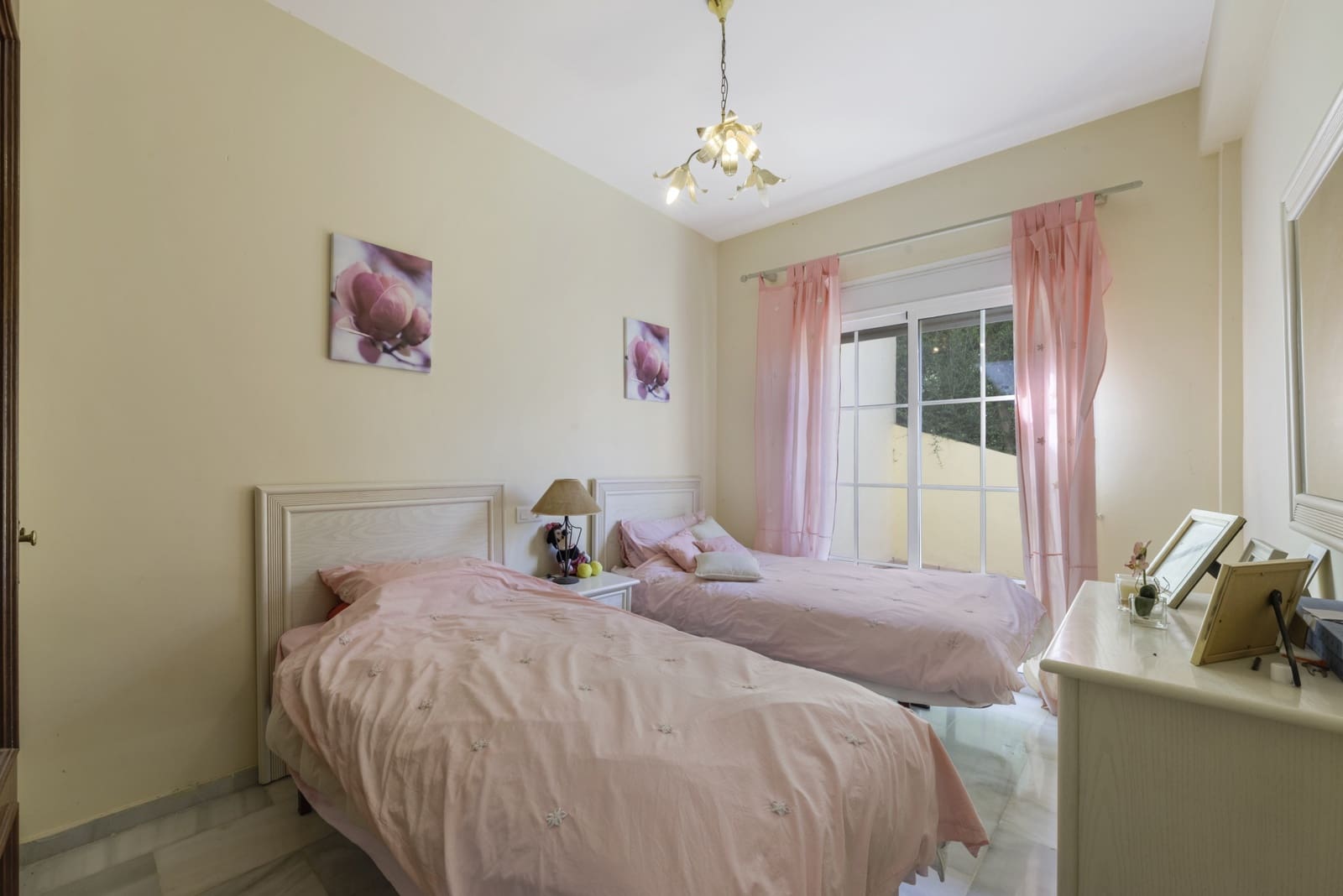 4 soverom Villa til salgs i Mijas Costa med svømmebasseng garasje - € 750 000 (Ref: 9861390)
