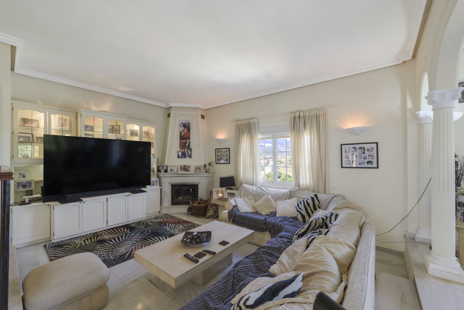 4 soverom Villa til salgs i Mijas Costa med svømmebasseng garasje - € 750 000 (Ref: 9861390)