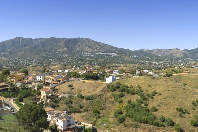 4 soverom Villa til salgs i Mijas Costa, Mijas med svømmebasseng garasje - € 750 000 (Ref: 9861390)