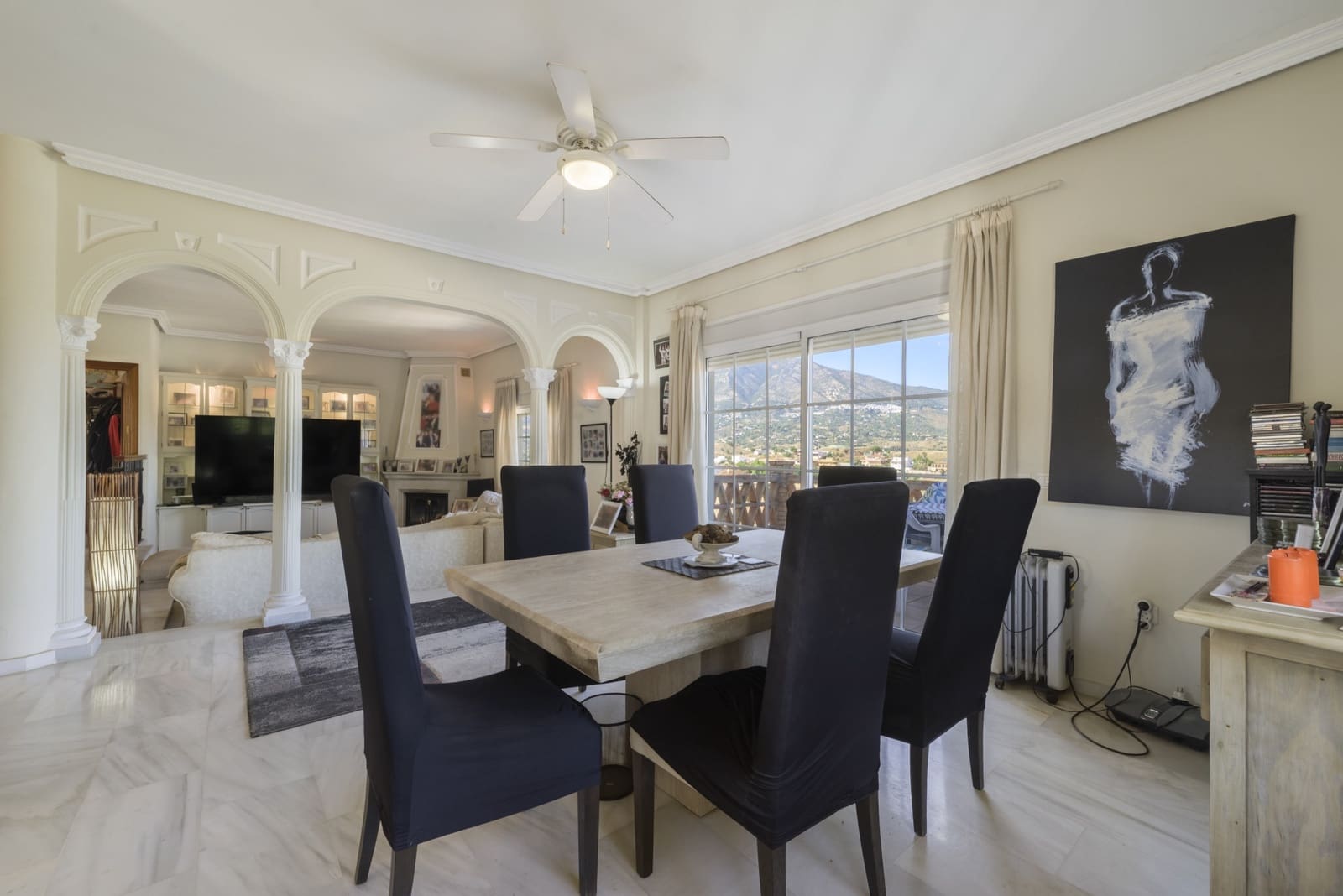 4 soverom Villa til salgs i Mijas Costa med svømmebasseng garasje - € 750 000 (Ref: 9861390)