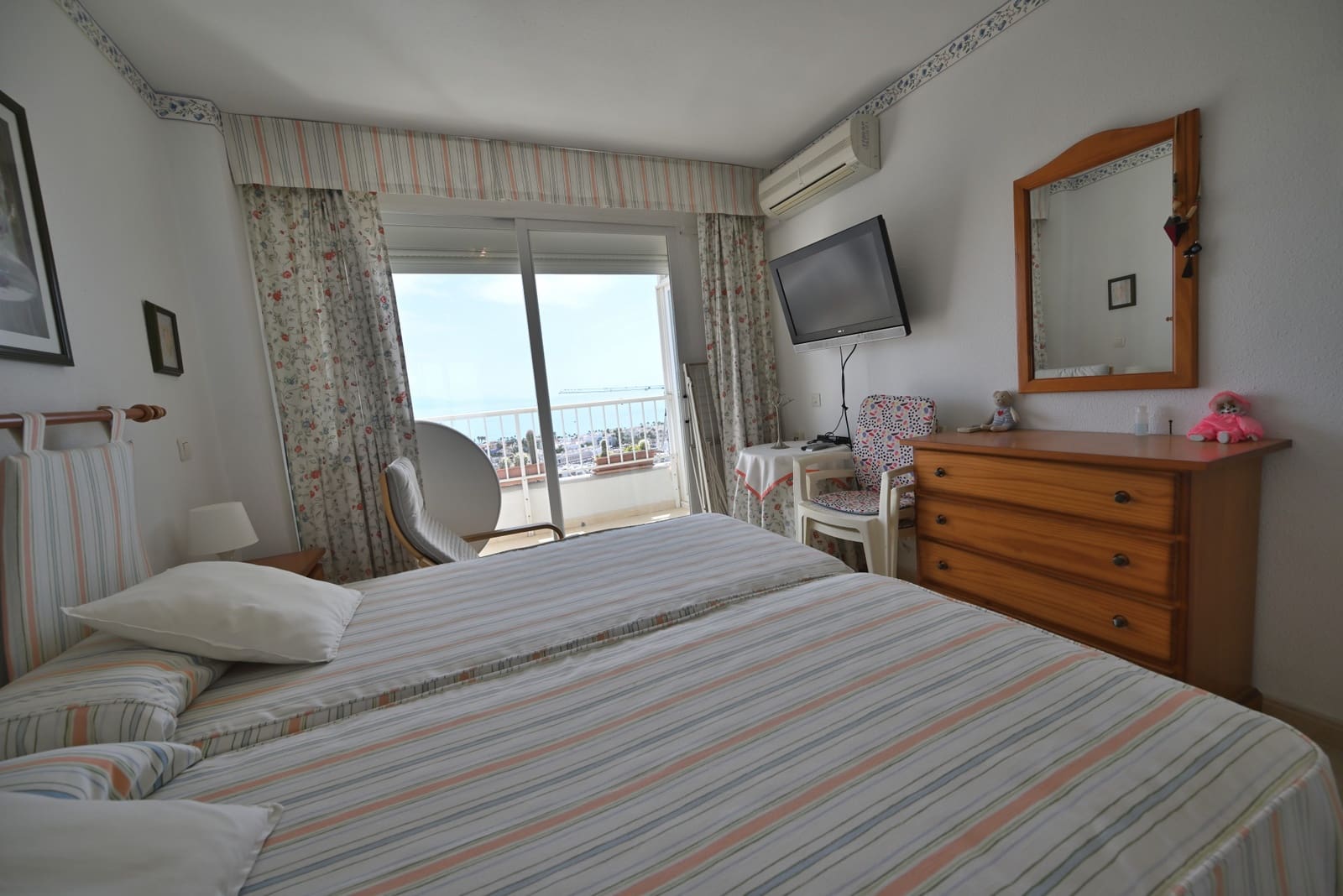 1 makuuhuone Huoneisto myytävänä paikassa Benalmadena mukana uima-altaan - 350 000 € (Ref: 9861391)