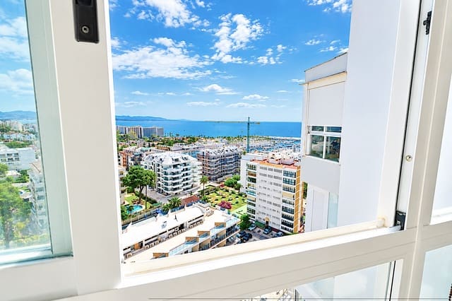 1 Zimmer Apartment zu verkaufen in Benalmádena mit Pool Garage - 349.500 € (Ref: 9861391)