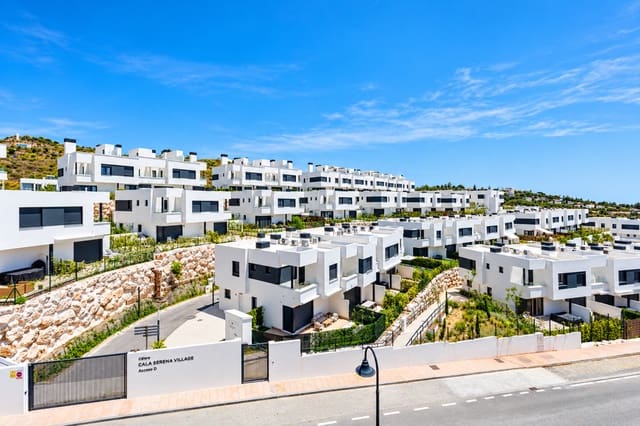 4 Zimmer Haus zu verkaufen in La Cala de Mijas, Mijas mit Pool Garage - 799.000 € (Ref: 9868061)