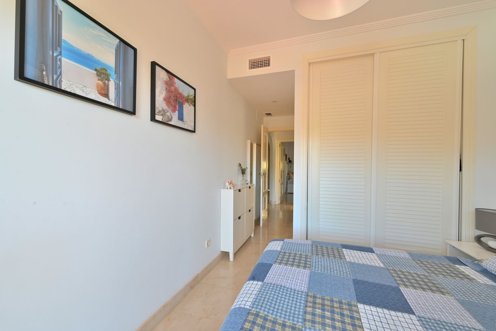 2 makuuhuone Huoneisto myytävänä paikassa La Cala de Mijas mukana uima-altaan 
autotalli - 295 000 € (Ref: 9868062)