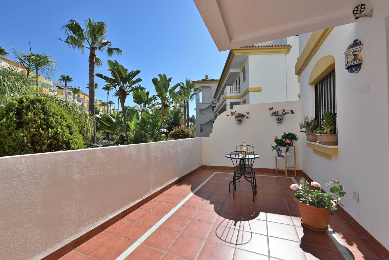 2 makuuhuone Huoneisto myytävänä paikassa La Cala de Mijas mukana uima-altaan 
autotalli - 295 000 € (Ref: 9868062)