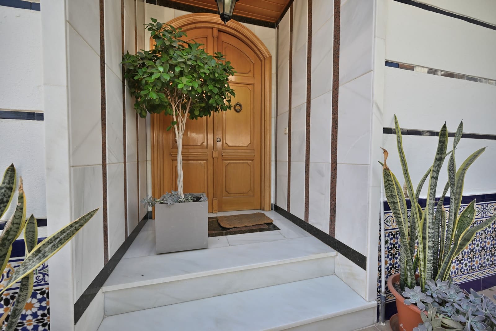 5 bedroom Townhouse for sale in Fuengirola - € 895,000 (Ref: 9868063)