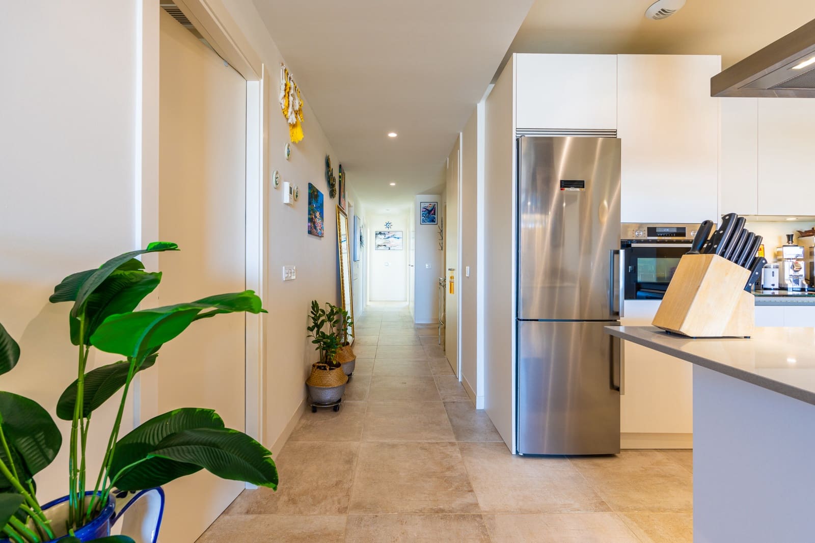 3 sypialnia Apartament na sprzedaż w La Cala de Mijas z basenem garażem - 725 000 € (Ref: 9880458)