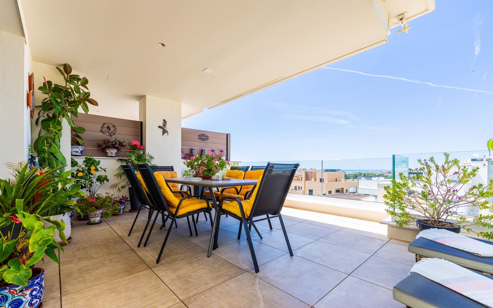 3 sypialnia Apartament na sprzedaż w La Cala de Mijas z basenem garażem - 725 000 € (Ref: 9880458)