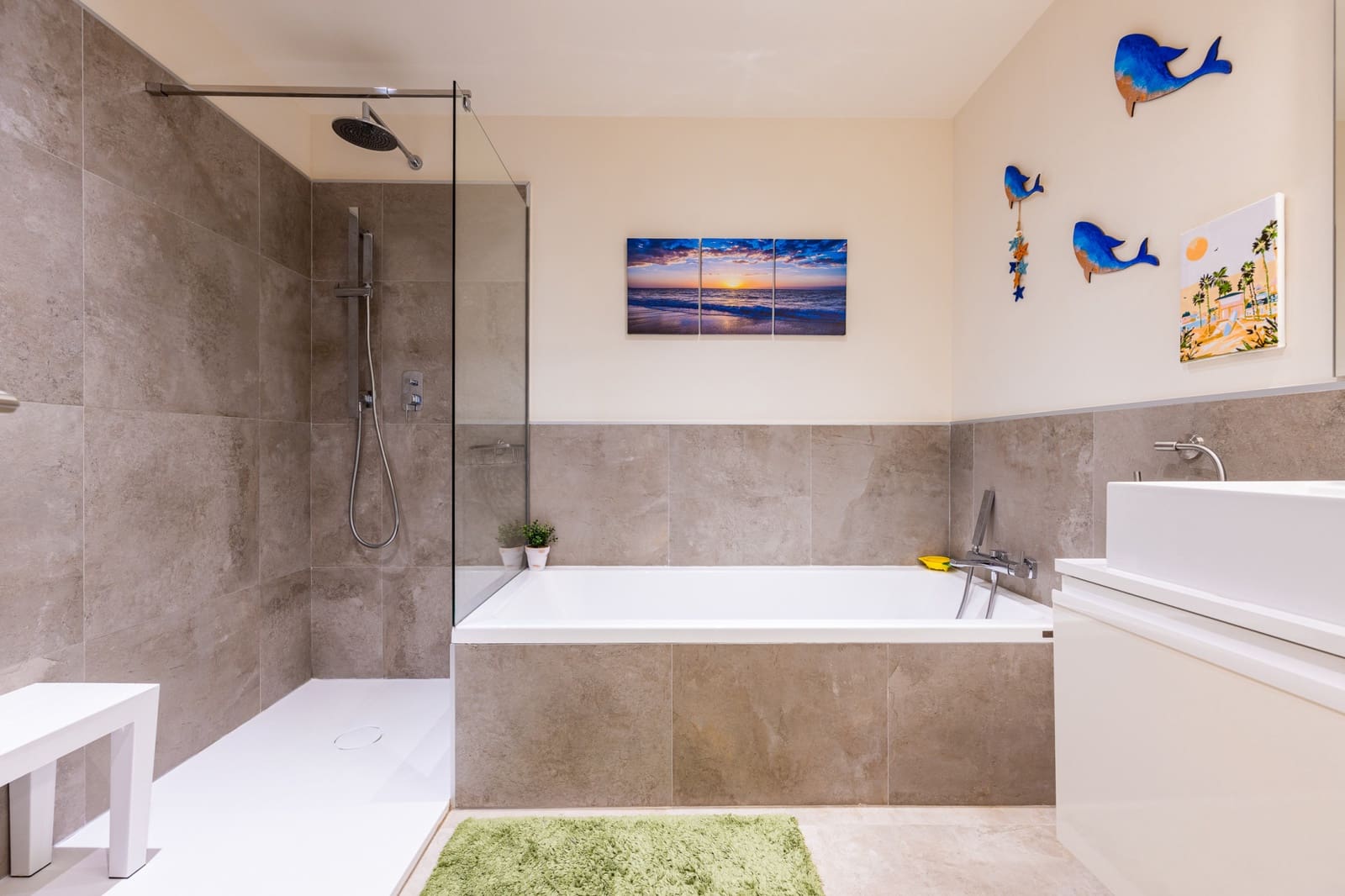 3 sypialnia Apartament na sprzedaż w La Cala de Mijas z basenem garażem - 725 000 € (Ref: 9880458)