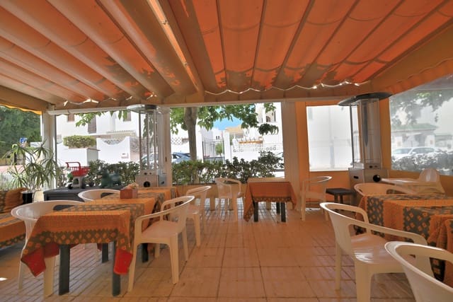 Restaurante/Bar para venda em Benalmádena - 550 000 € (Ref: 9886374)