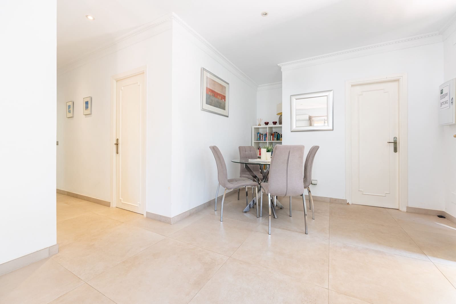 6 soverom Villa til salgs i Calahonda med svømmebasseng garasje - € 1 490 000 (Ref: 9891528)