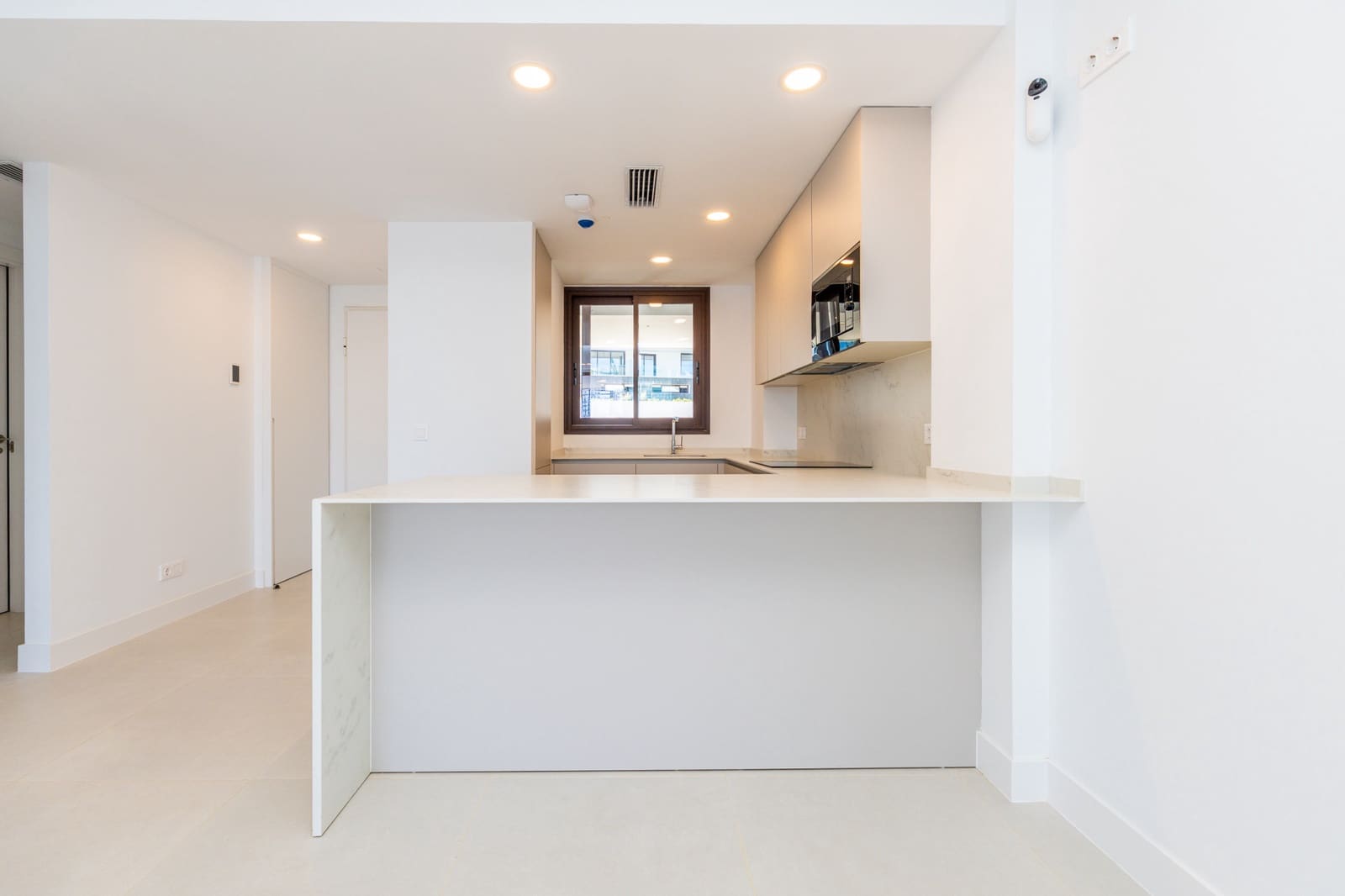 Apartamento de 2 habitaciones en Benalmádena en venta con piscina garaje - 495.000 € (Ref: 9891529)