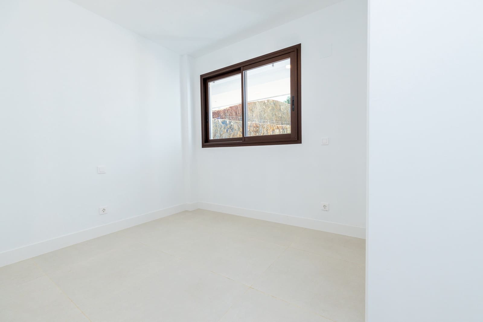 Apartamento de 2 habitaciones en Benalmádena en venta con piscina garaje - 495.000 € (Ref: 9891529)