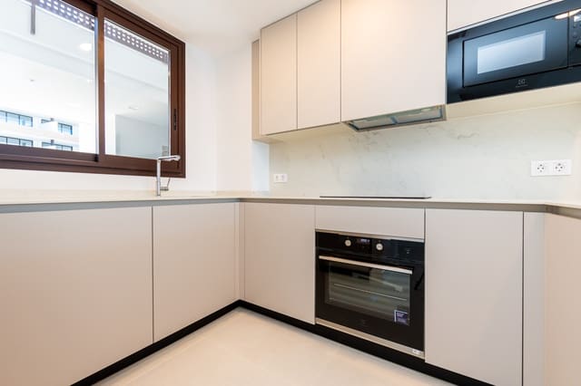 2 slaapkamer Appartement te koop in Benalmádena met zwembad garage - € 495.000 (Ref: 9891529)