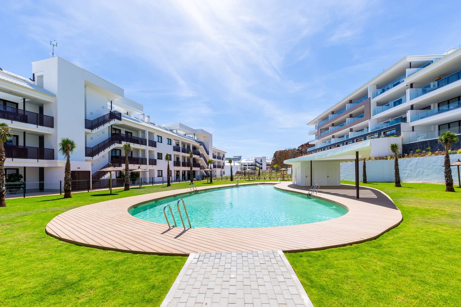 Apartamento de 2 habitaciones en Benalmádena en venta con piscina garaje - 495.000 € (Ref: 9891529)