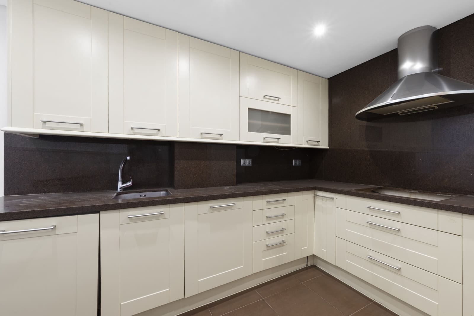 3 sypialnia Apartament na sprzedaż w Benalmadena Costa z basenem garażem - 395 000 € (Ref: 9891530)