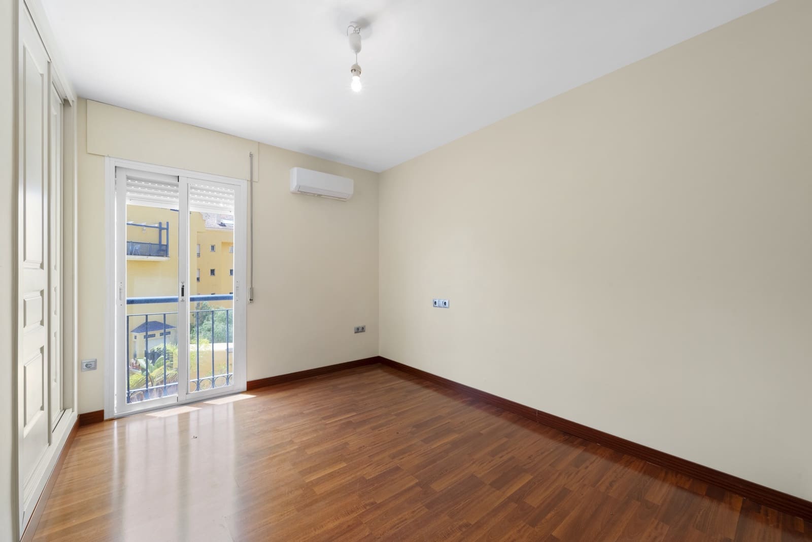 3 sypialnia Apartament na sprzedaż w Benalmadena Costa z basenem garażem - 395 000 € (Ref: 9891530)