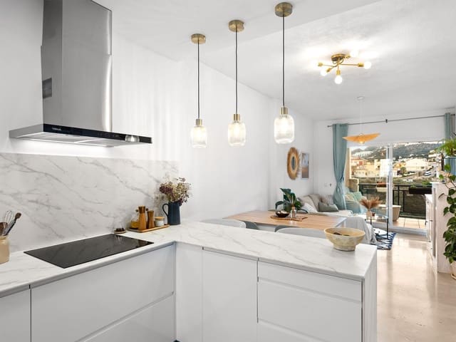 2 sypialnia Apartament na sprzedaż w Nueva Torrequebrada, Benalmádena z basenem - 420 500 € (Ref: 9898607)