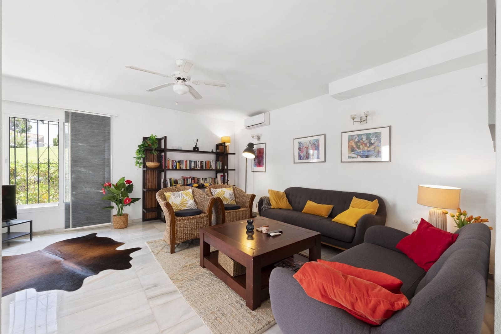 3 Zimmer Villa zu verkaufen in Calahonda mit Pool - 535.000 € (Ref: 9898608)