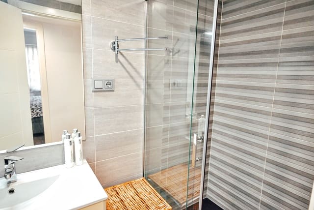 2 Zimmer Apartment zu verkaufen in Torremolinos - 479.000 € (Ref: 9906656)