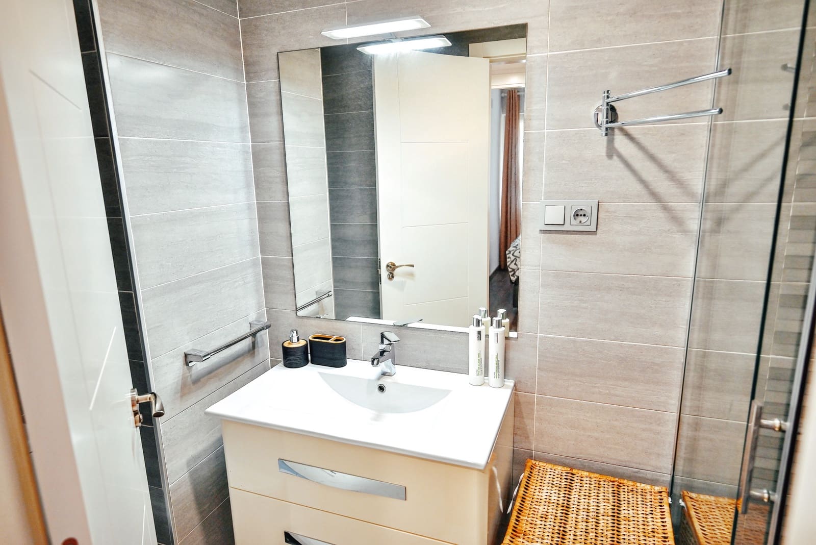 2 Zimmer Apartment zu verkaufen in Torremolinos - 479.000 € (Ref: 9906656)