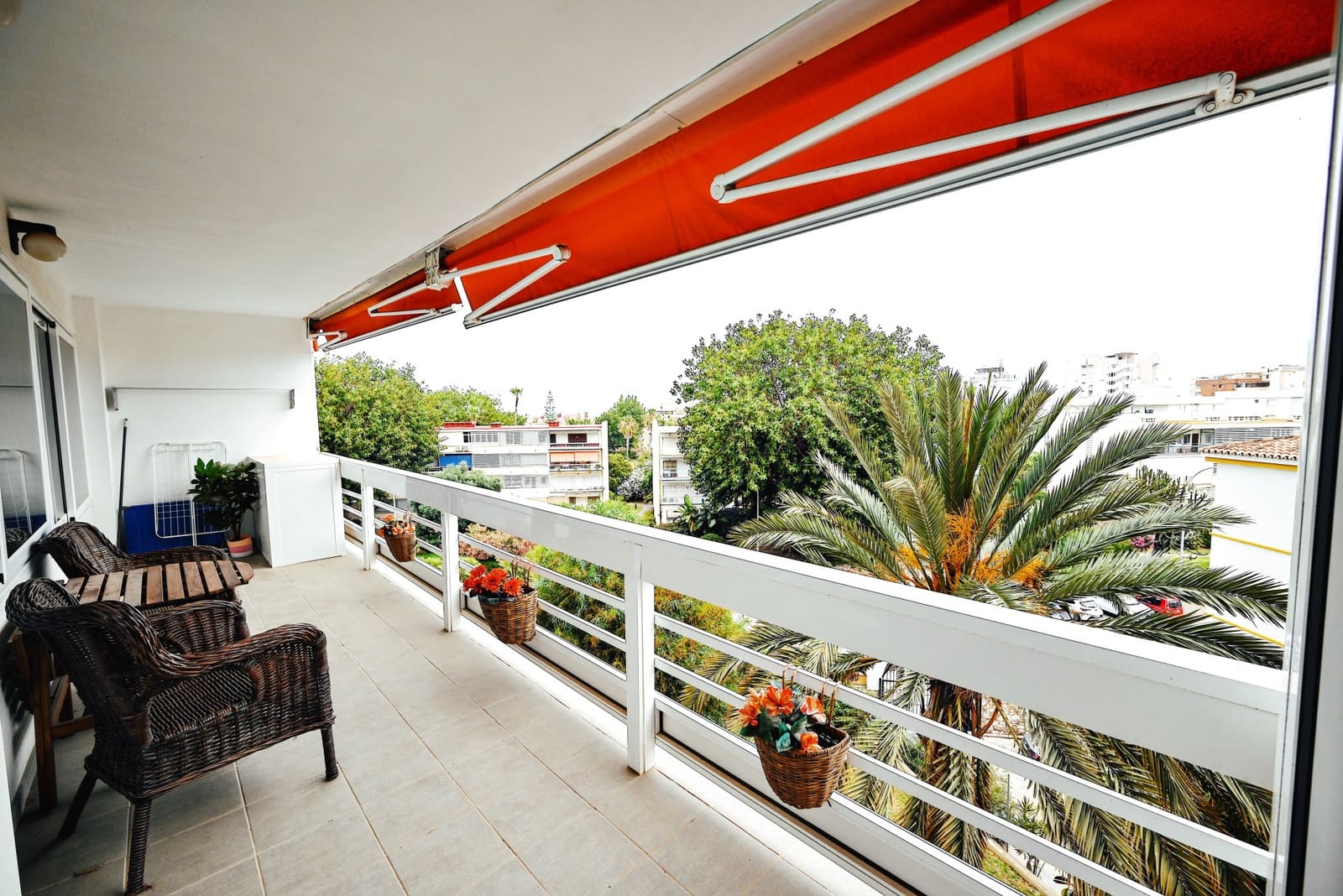2 soveværelse Lejlighed til salg i Torremolinos - € 479.000 (Ref: 9906656)