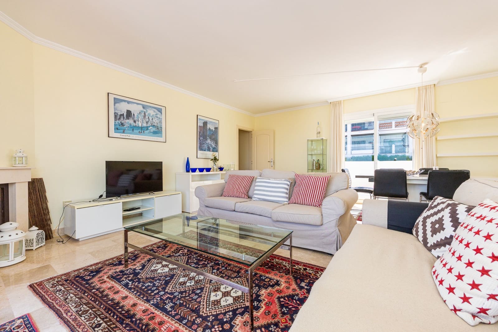 2 soverom Penthouse til salgs i Calahonda med svømmebasseng garasje - € 495 000 (Ref: 9916407)