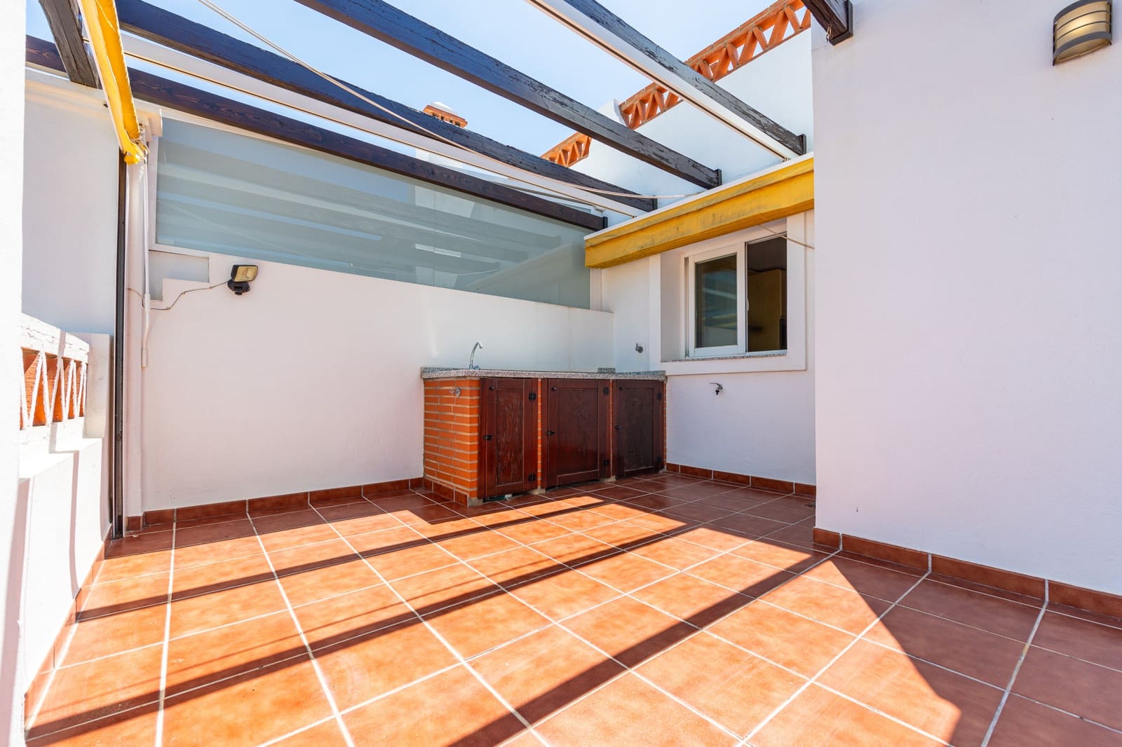 2 soverom Penthouse til salgs i Calahonda med svømmebasseng garasje - € 495 000 (Ref: 9916407)