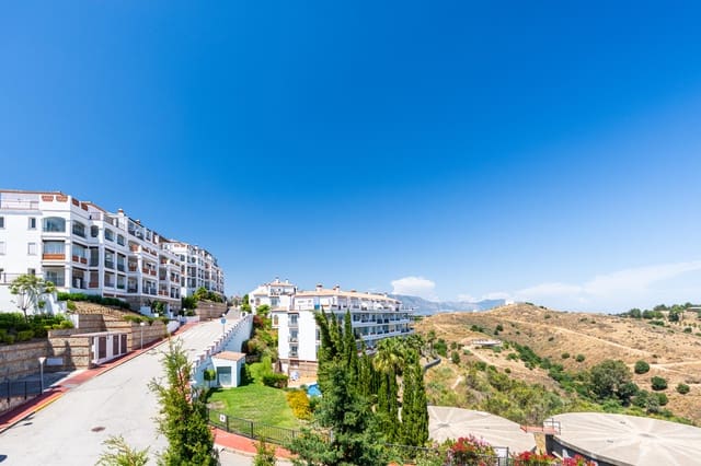 2 soverom Penthouse til salgs i Calahonda, Mijas med svømmebasseng garasje - € 495 000 (Ref: 9916407)
