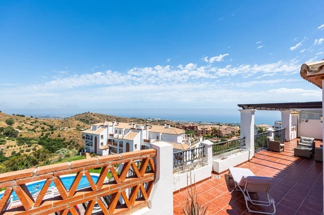 2 soverom Penthouse til salgs i Calahonda, Mijas med svømmebasseng garasje - € 495 000 (Ref: 9916407)