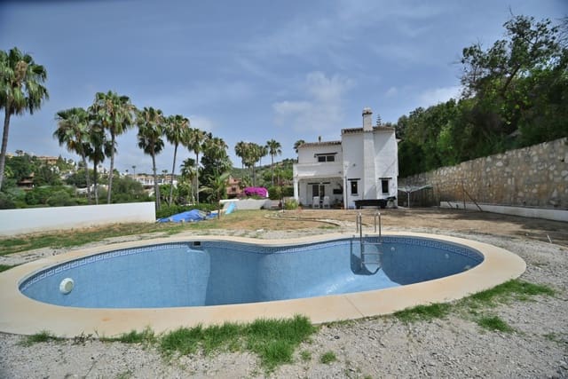 2 Zimmer Villa zu verkaufen in Calahonda, Mijas mit Pool Garage - 850.000 € (Ref: 9921575)