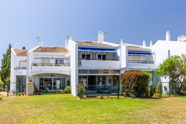 4 soverom Hus til salgs i Calahonda, Mijas med svømmebasseng garasje - € 585 000 (Ref: 9923123)