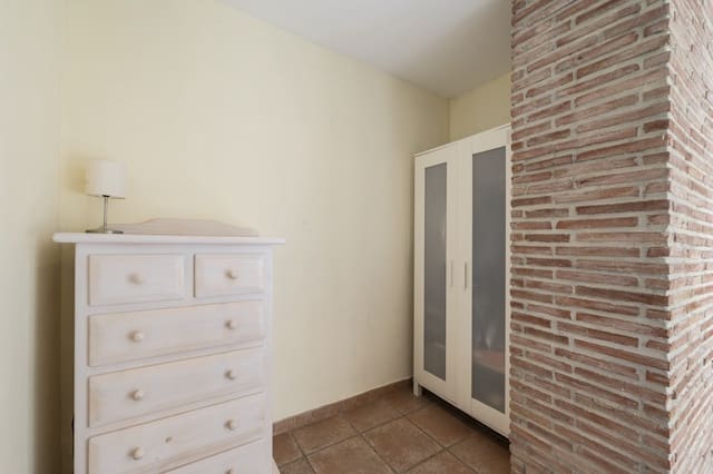 2 bedroom Apartment for sale in Los Boliches , Fuengirola - € 495,000 (Ref: 9926590)